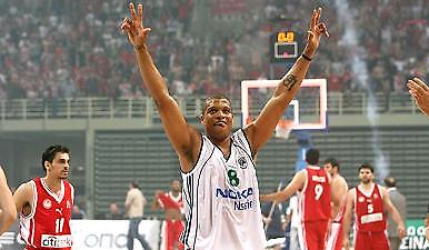 Μπατίστ: «Ήθελα να μείνω και έμεινα»